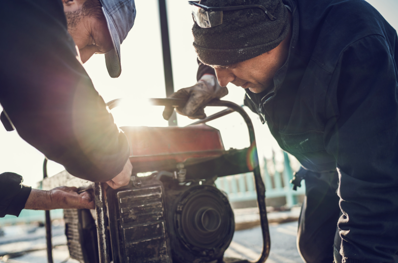 Maintaining Your Generator Between Oil Changes