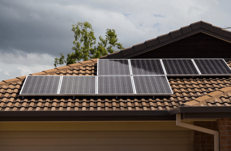 How Many Solar Panels to Power a House
